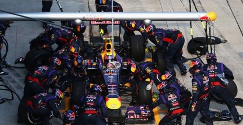 Red Bull przyśpieszył pit-stopy innowacyjnym podnośnikiem za 100 tysięcy euro