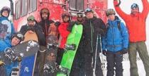 Hamilton na snowboardzie z Kenem Blockiem