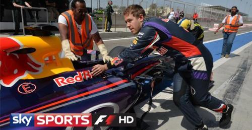 Zdjcie dnia: Vettel pcha bolid Red Bulla