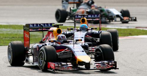 Vettel: Ricciardo jeździ lepiej nowym Red Bullem