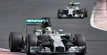 Mercedes chce cakowicie puci walk Hamiltona i Rosberga