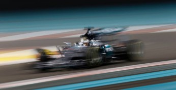 Hamilton eksperymentuje z ustawieniami bolidu