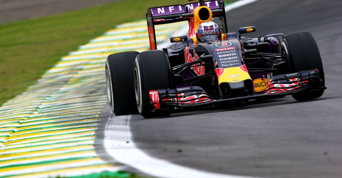 Formuła 1 wolniejsza na Interlagos przez nowe krawężniki