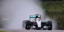 GP Malezji - kwalifikacje: Hamilton o wos przed Vettelem na mokrym Sepang