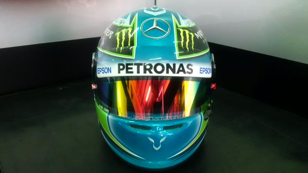 Hamilton mia wystpi w zielonym kasku podczas GP Malezji
