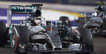 Hamilton wyeliminowany awari zacisku za 'pitaka'