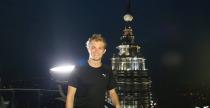 Rosberg wbieg na Petronas Twin Towers
