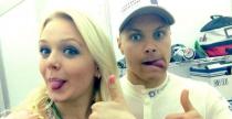Bottas zarczony z pywaczk Emili Pikkaraisen