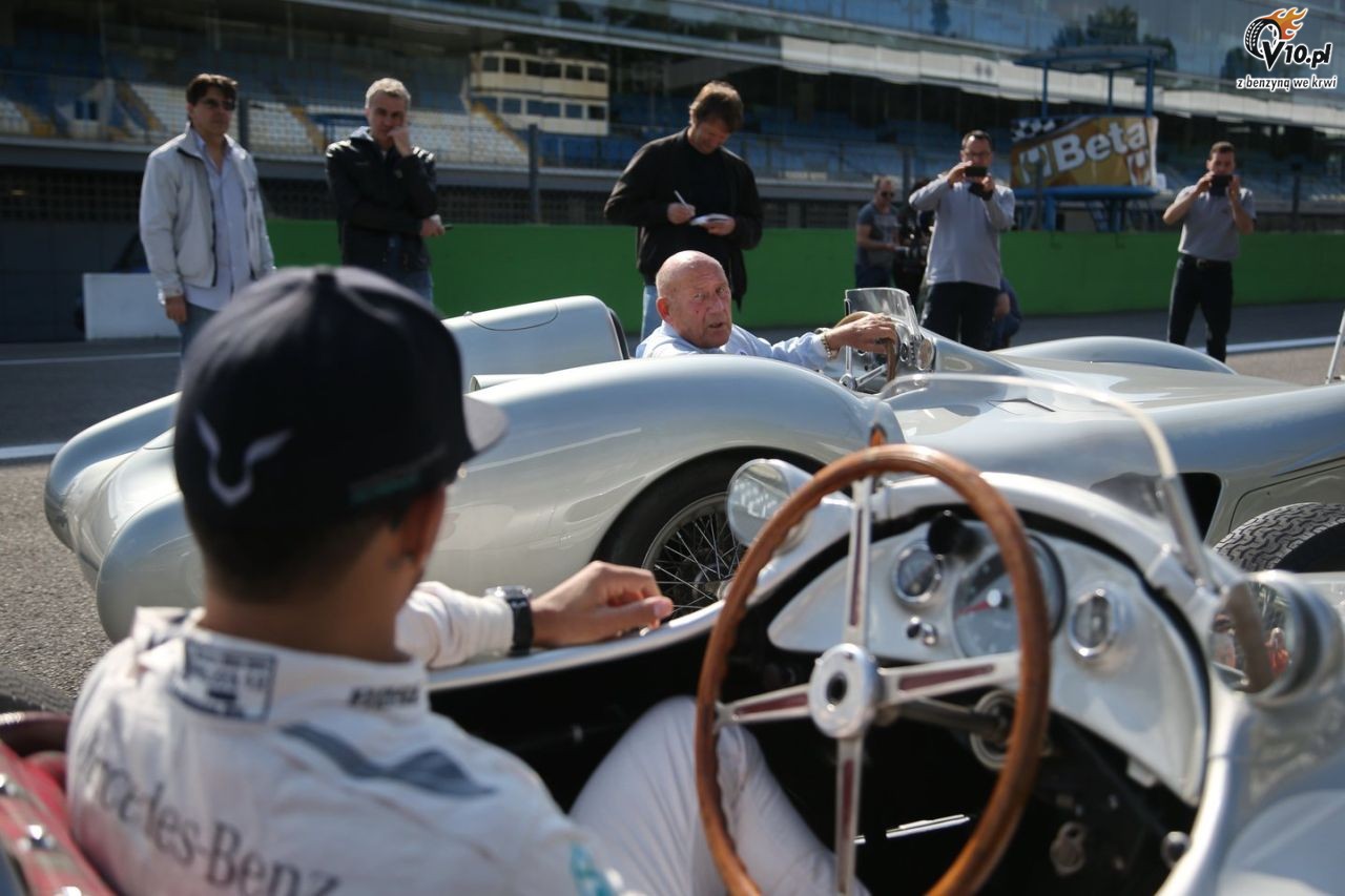 Hamilton chce si ciga na owalu w F1 po sprbowaniu starej Monzy