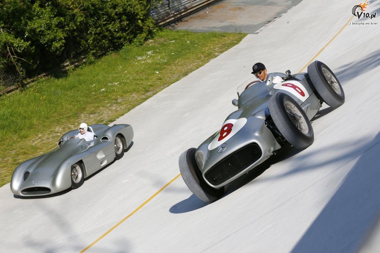 Hamilton chce si ciga na owalu w F1 po sprbowaniu starej Monzy