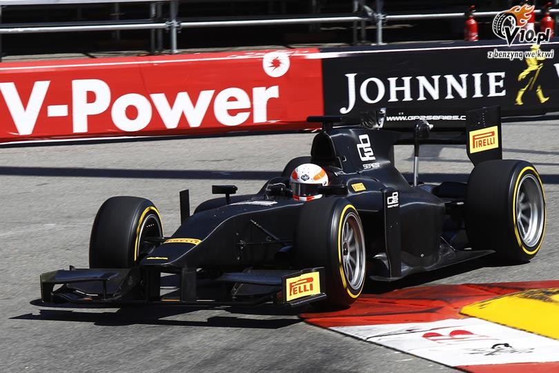 Pirelli sprawdzio niskoprofilowe opony na 18-calowych felgach w bolidzie w Monako