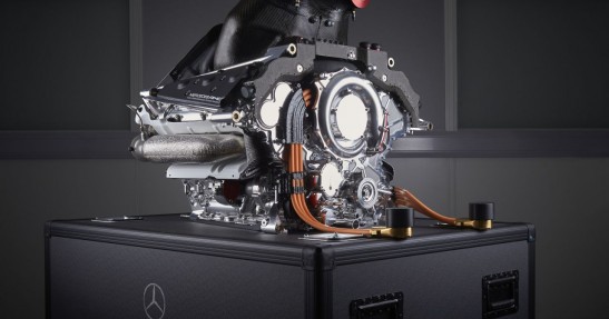 Mercedes odtworzył dźwięk swojego nowego bolidu F1 z potrójnym wydechem