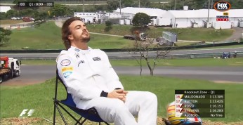 Akcja Alonso w kwalifikacjach F1 do GP Brazylii. Zobacz żarty...
