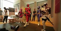 Kierowcy Red Bulla, sumo i Power Rangers