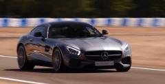 Rosberg przegra na torze nawet z golfist