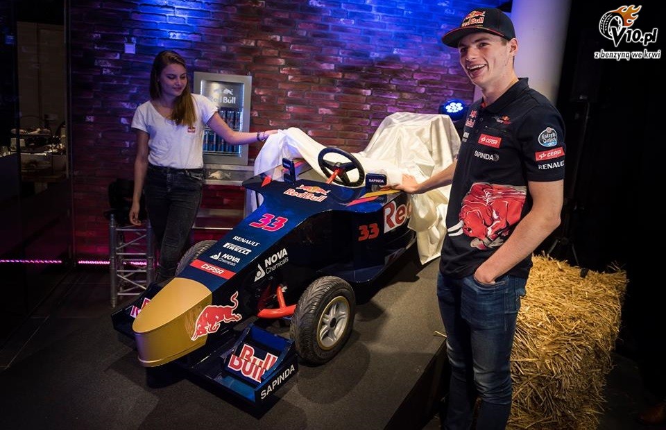 Verstappen wystartowa w wycigu mydelniczek