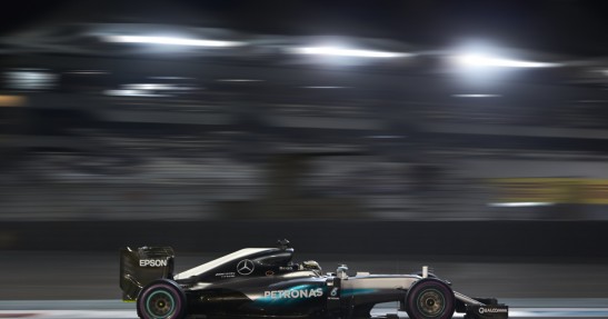 GP Abu Zabi - kwalifikacje: Hamilton przed Rosbergiem, pozostali wyraźnie w tyle