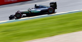 Hamilton: Ograniczenie rozmów radiowych nie zrobiło różnicy
