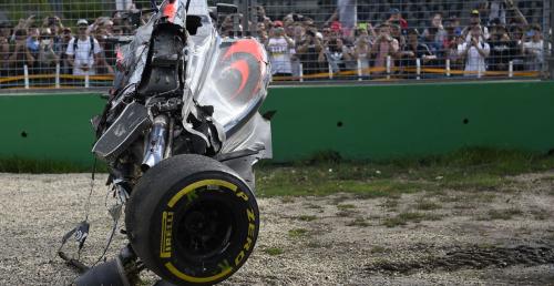Alonso pko siedzenie w bolidzie podczas wypadku w GP Australii