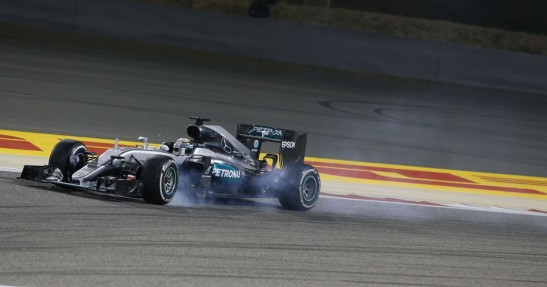 Mercedes: Uszkodzenia bolidu spowalniały Hamiltona prawie o sekundę na okrążeniu