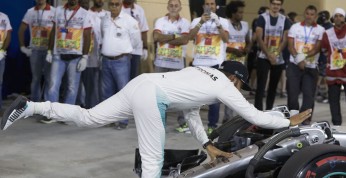 Hamilton zachował pole position mimo przewinienia
