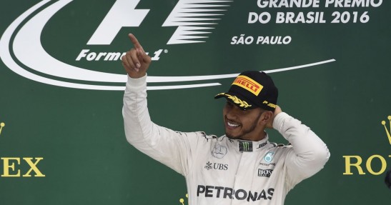 Hamilton nie może się nadziwić szczęściu Rosberga