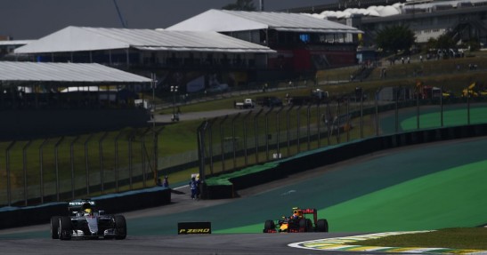 Alonso każe F1 płacić kibicom za oglądanie Grand Prix