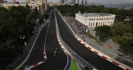 Briatore przypisuje sobie ściągnięcie F1 na tor w Baku