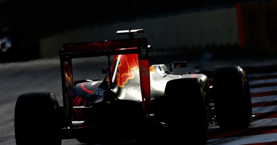 Red Bull pogrążony zużyciem opon