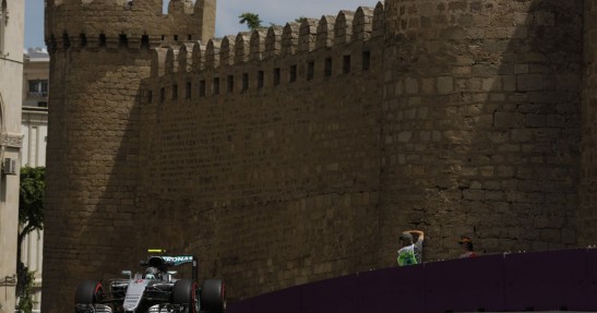 Rosberg pewny nabrania tempa w Baku