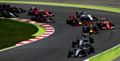 Mercedes nie rozstrzyga winy w wypadku Hamiltona i Rosberga