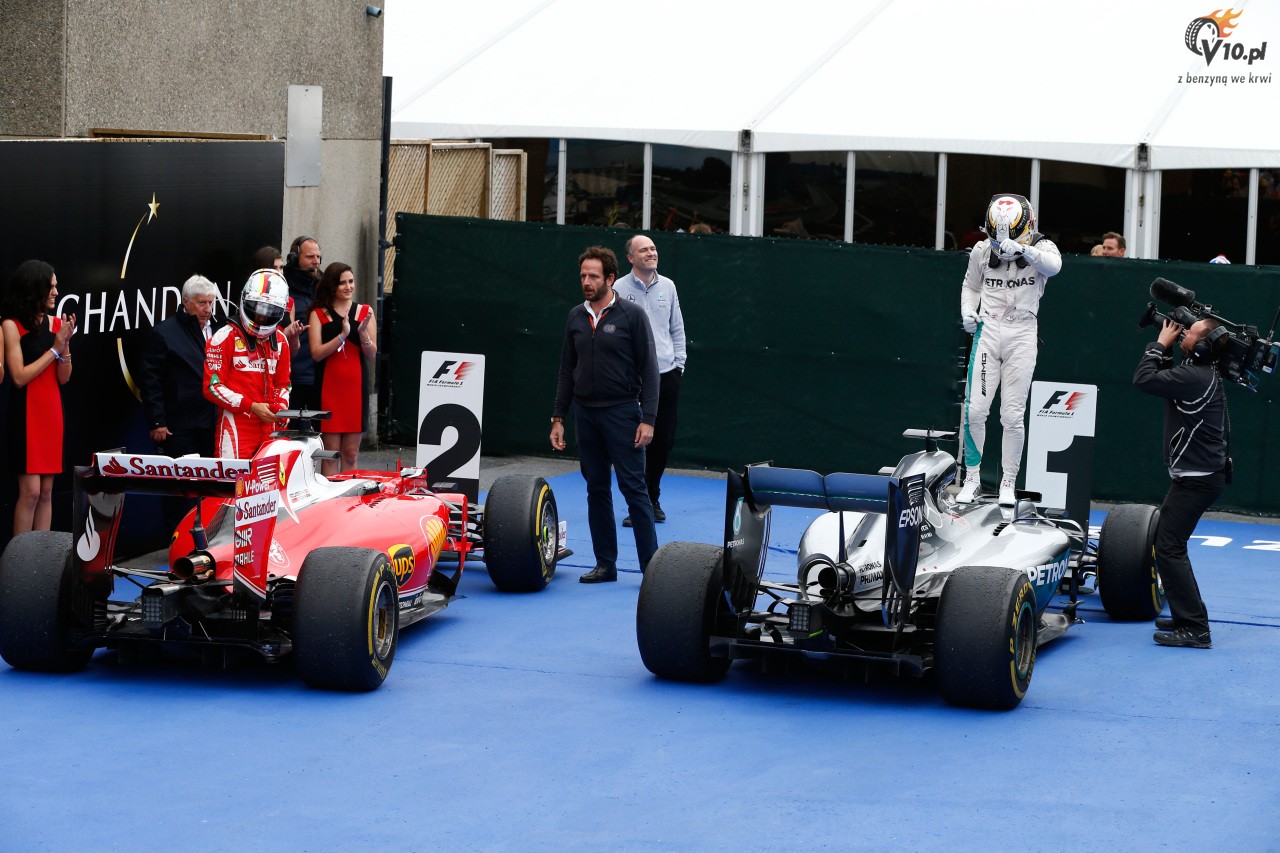 Ferrari auje strategii dwch pit-stopw