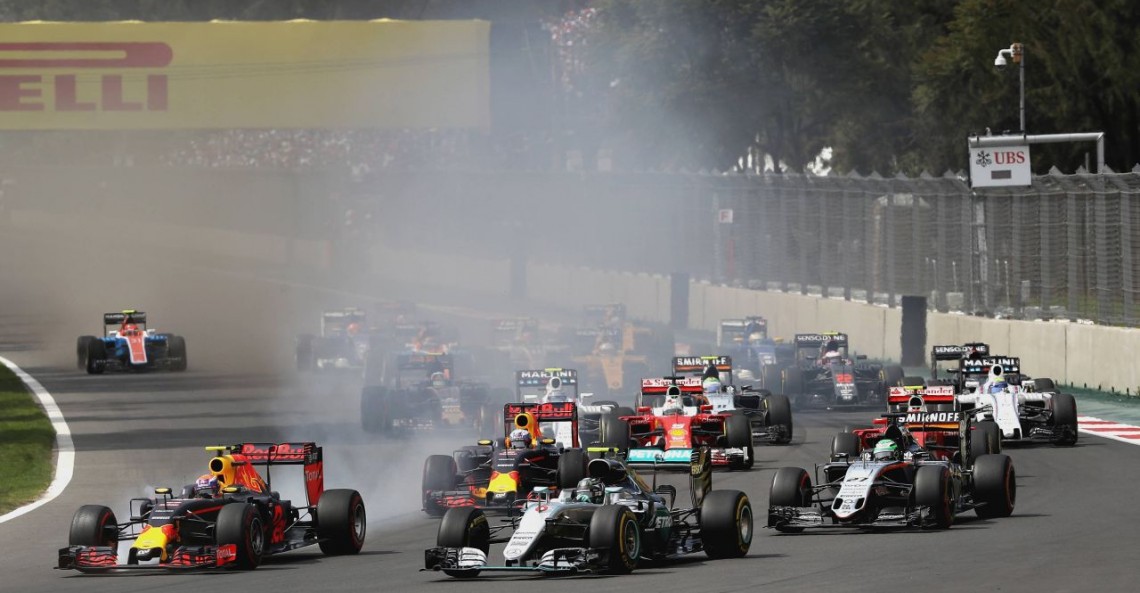 Mercedes spróbował uchronić Rosberga i Hamiltona przed Verstappenem telefonem do jego ojca