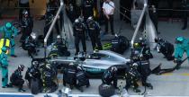 Mercedes odpowiada na teorie spiskowe o sabotowaniu Hamiltona