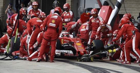 Ferrari ukarane grzywną za wpadkę z pit-stopem Raikkonena