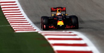 Ricciardo liczy na przewagę supermiękkich opon na starcie