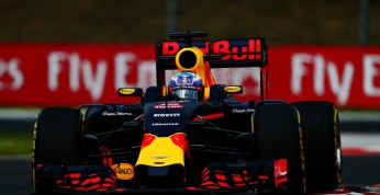 Red Bull rywalizuje na Hungaroringu z Ferrari zamiast z Mercedesem