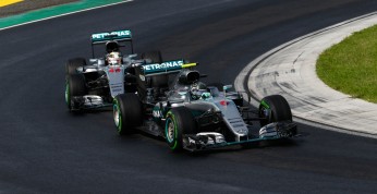Rosberg może jeździć na lepszym silniku niż Hamilton