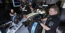 GP Wgier - 2. trening: Pierwsze miejsce Rosberga, wypadek Hamiltona