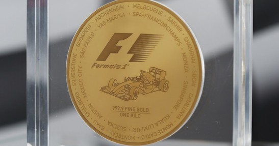 Złote monety F1 w sprzedaży