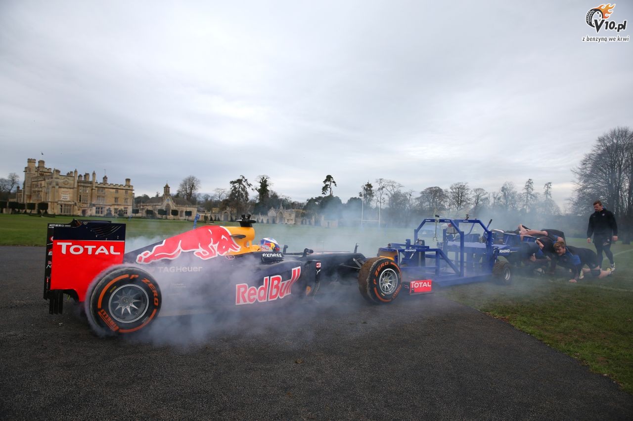 Bolid F1 vs... druyna rugby