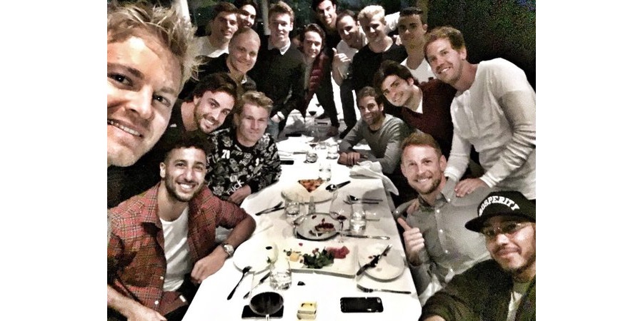 Hamilton i Rosberg sprzeczaj si o rachunek za wspln kolacj kierowcw F1