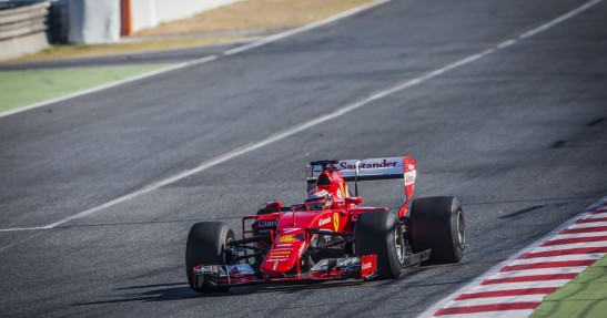 Szersze opony Pirelli dla F1 testowane naraz w bolidach Mercedesa i Ferrari