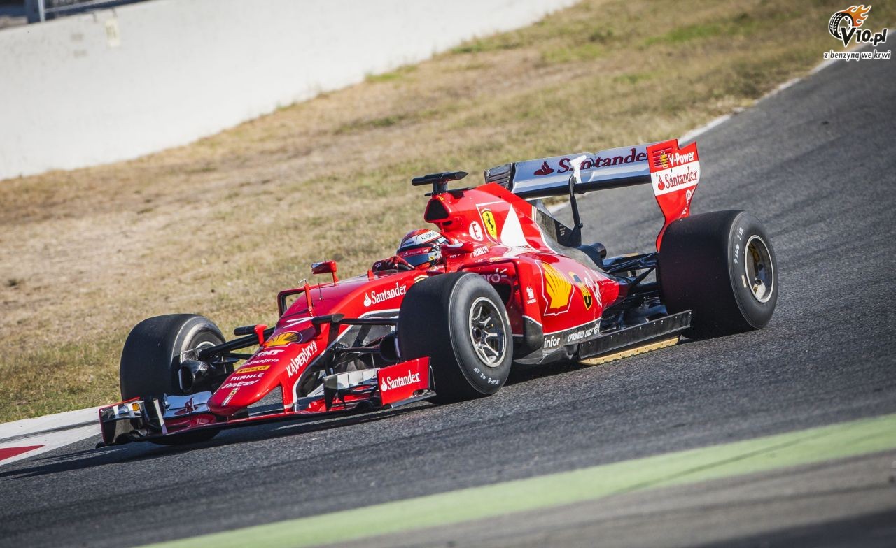 Szersze opony Pirelli dla F1 testowane naraz w bolidach Mercedesa i Ferrari