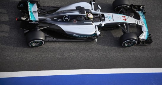 McLaren spodziewa się dojścia Hondy 'bardzo blisko' Mercedesa w następnym sezonie F1