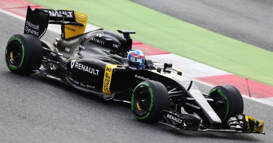 Renault powstrzymane przez problemy z oprogramowaniem pierwszego dnia testów F1