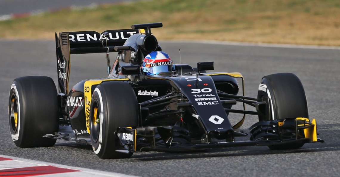 Palmer liczy na walkę Renault z Haasem