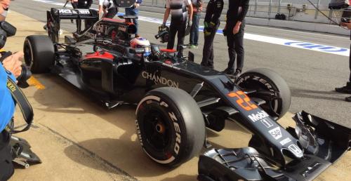 Bolid McLaren-Honda zwrócił uwagę oryginalnym zawieszeniem