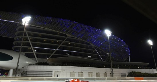 Raikkonen żali się na oszczędzanie paliwa