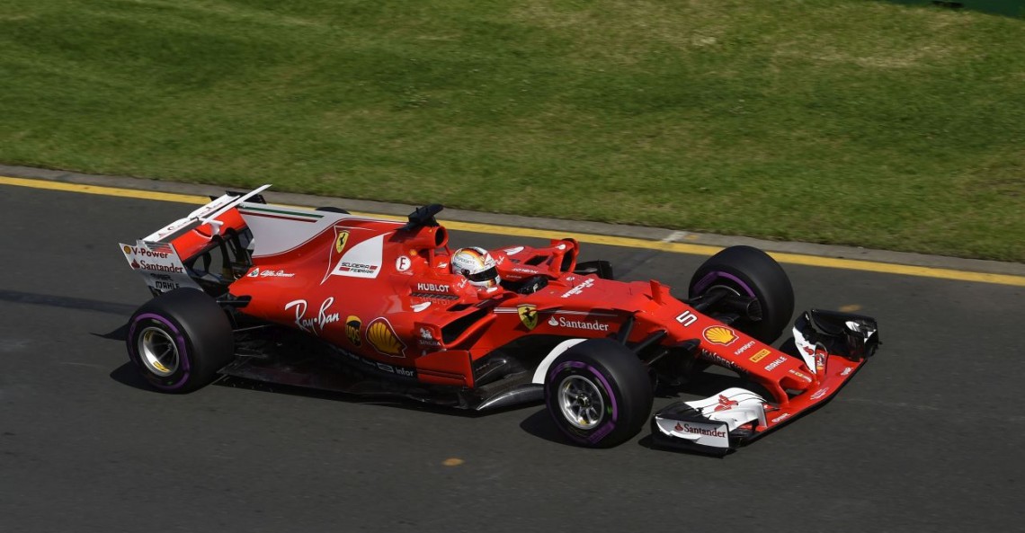 GP Australii - wyścig: Vettel pokonał Hamiltona